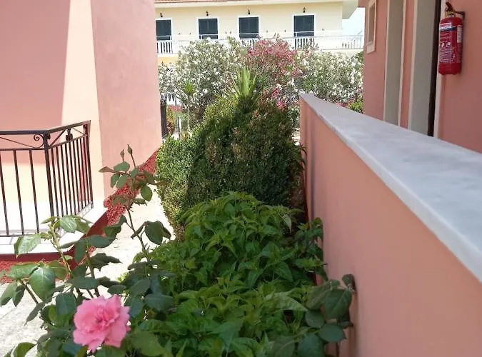 شقة Kostas