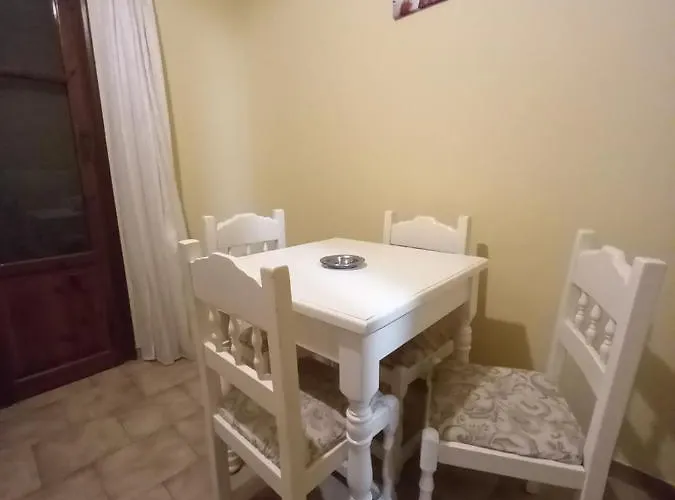 Kostas شقة